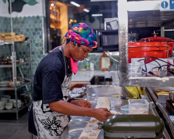 Ultimate guide to maintaining your ceramic kitchen tiles in uk homes: expert tips & tricks